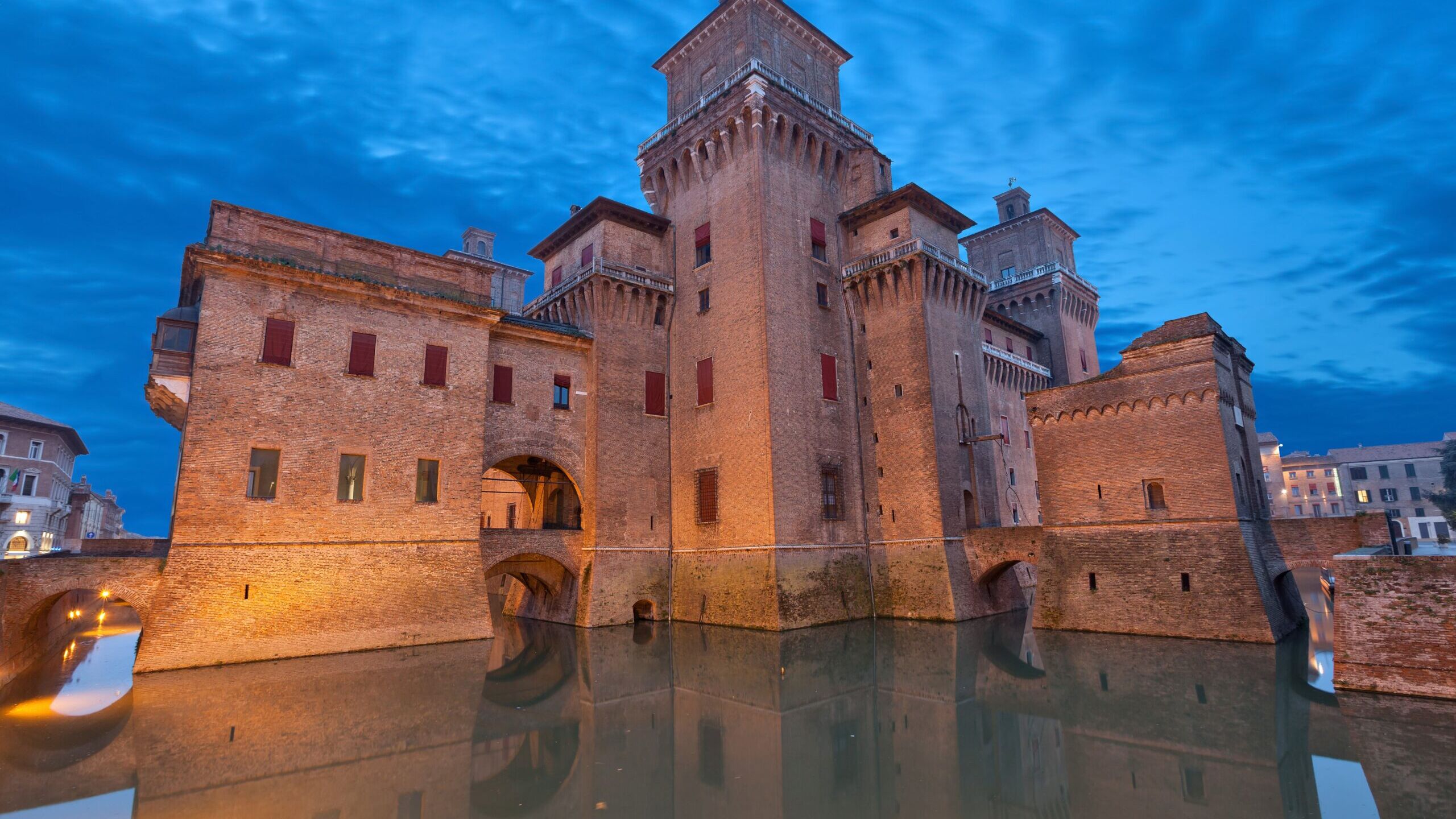 Ferrara-Castello-Estense